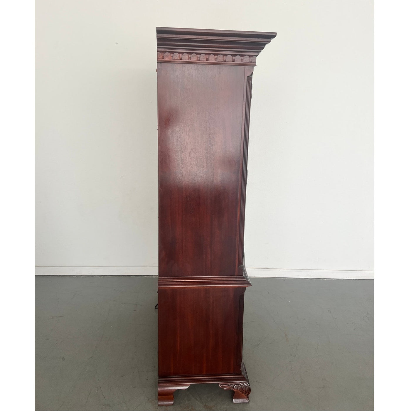 Vintage Thomasville 18th Century Collection Armoire