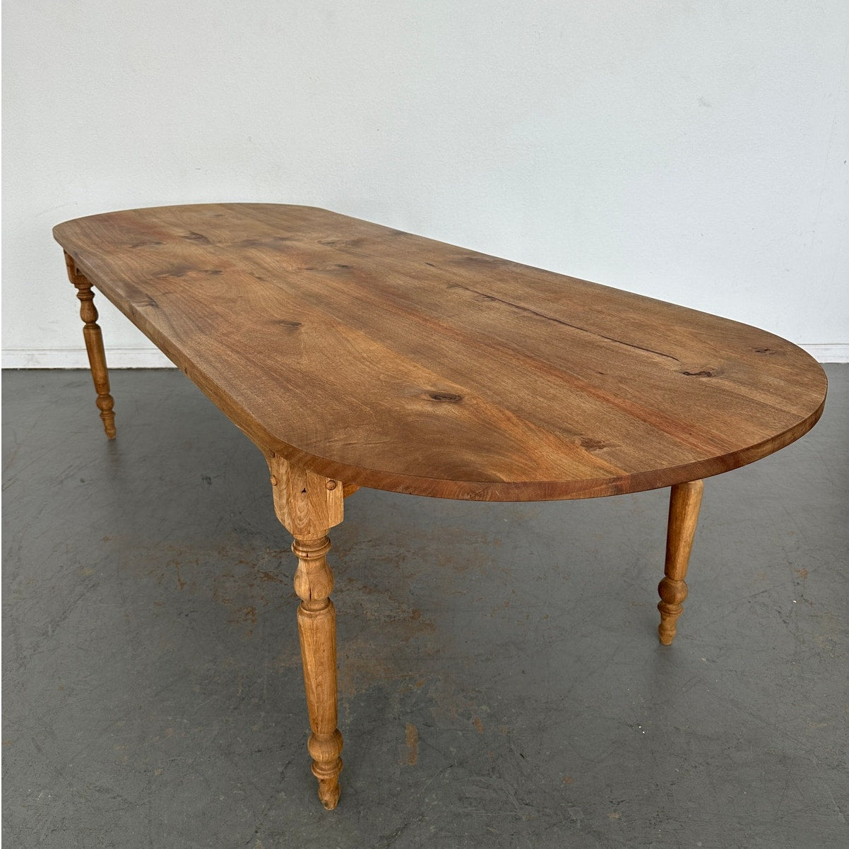 Magnolia Home Solid Wood Oval Dining Table – Lu and Home