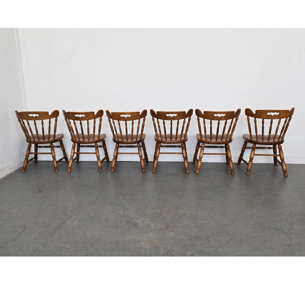 Vintage Tell City Solid Maple Colonial Spindle Back Side Chair (Set of 6)