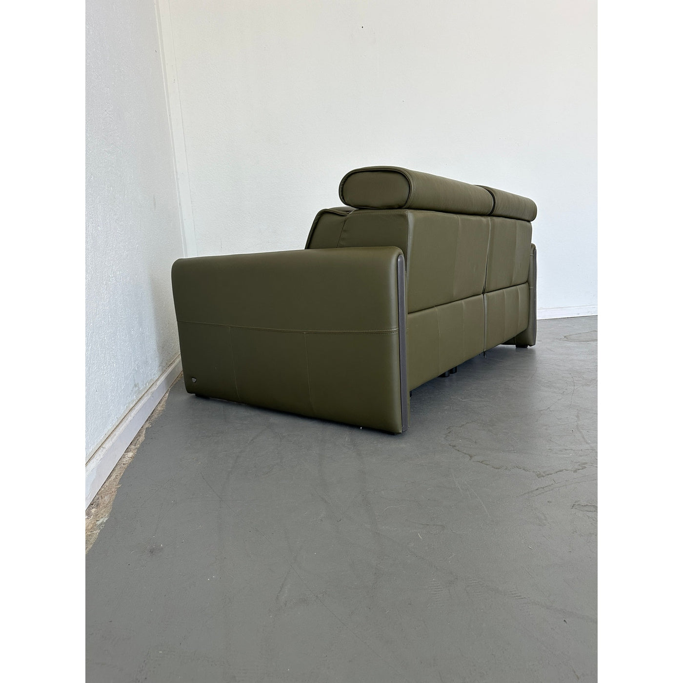 Ekornes Stressless Emily 2 Seater Powered Sofa