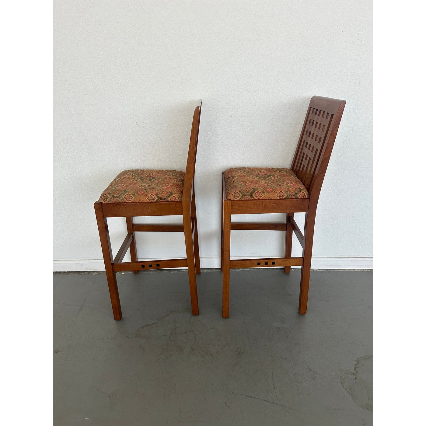 Stickley Furniture 21st Century Collection Bistro Table & Bar Stools