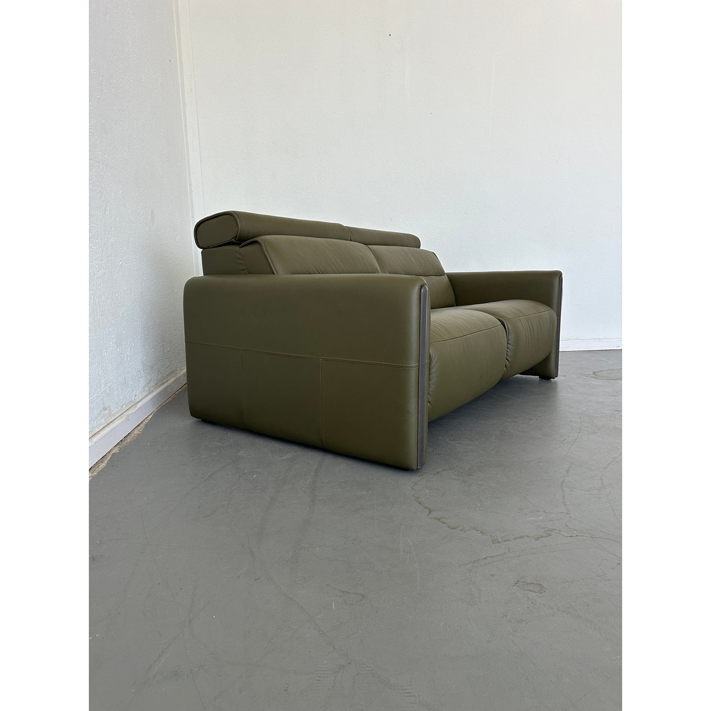 Ekornes Stressless Emily 2 Seater Powered Sofa