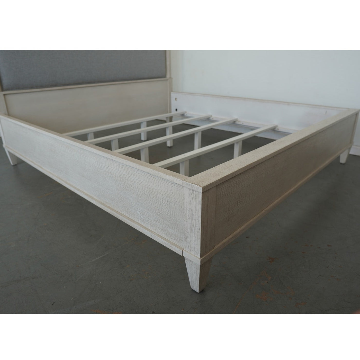 Bernhardt Allure King Poster Bed