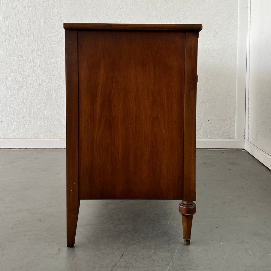 Vintage White Fine Furniture Chest of Drawers with Mirror