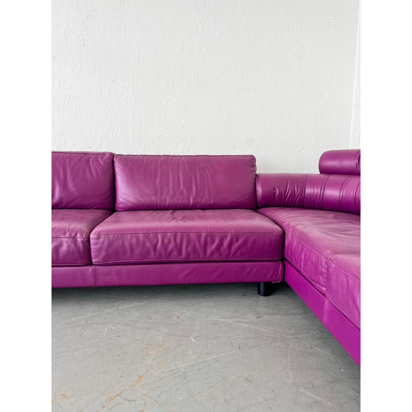 i4 Mariani Leather Sofa