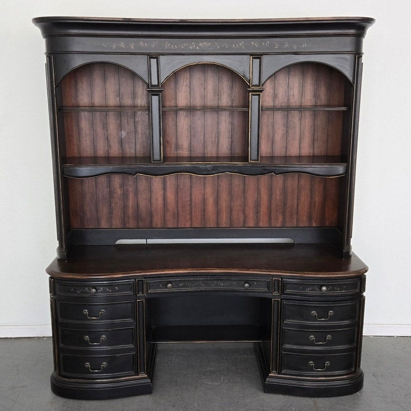 Hooker Furniture Seven Seas Executive Desk with Hutch