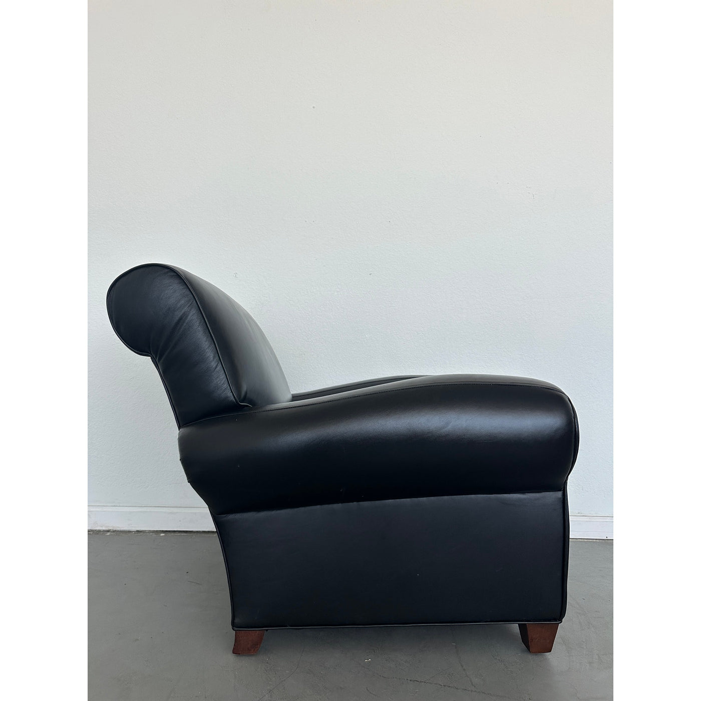 Pottery Barn Manhattan Roll Arm Leather Chair