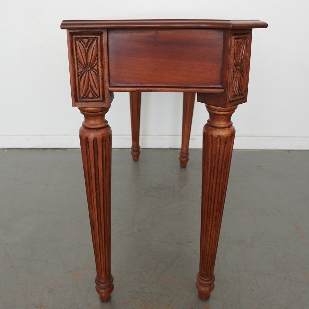 Traditional Mahogany Console Table