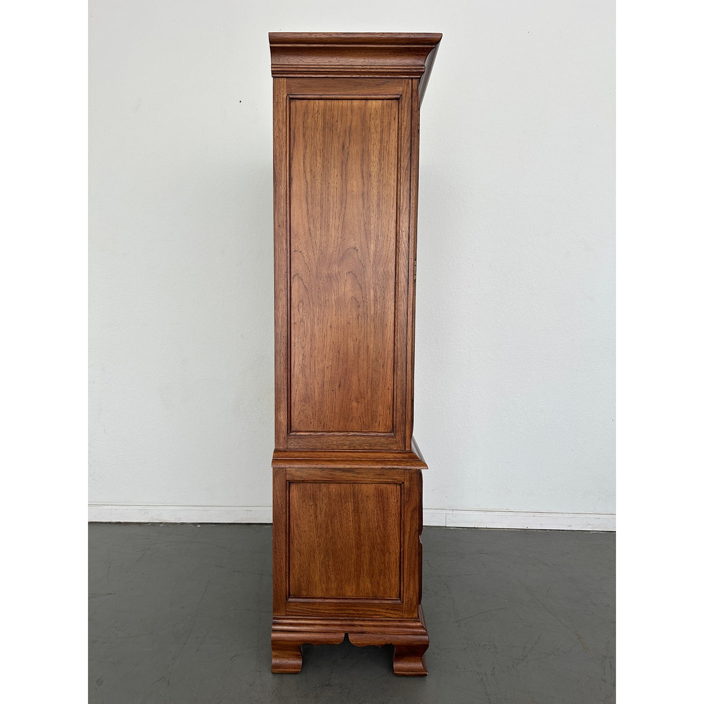Vintage Thomasville Fisher Park Armoire