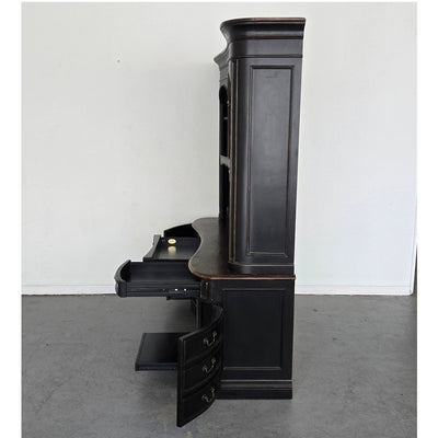Hooker Furniture Seven Seas Executive Desk with Hutch