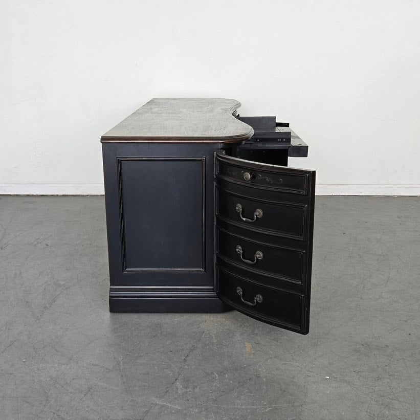 Hooker Furniture Seven Seas Executive Desk
