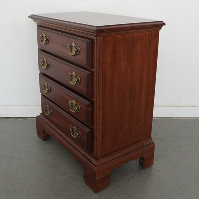 Vintage American Drew Traditional Mahogany 4-Drawer Nightstand