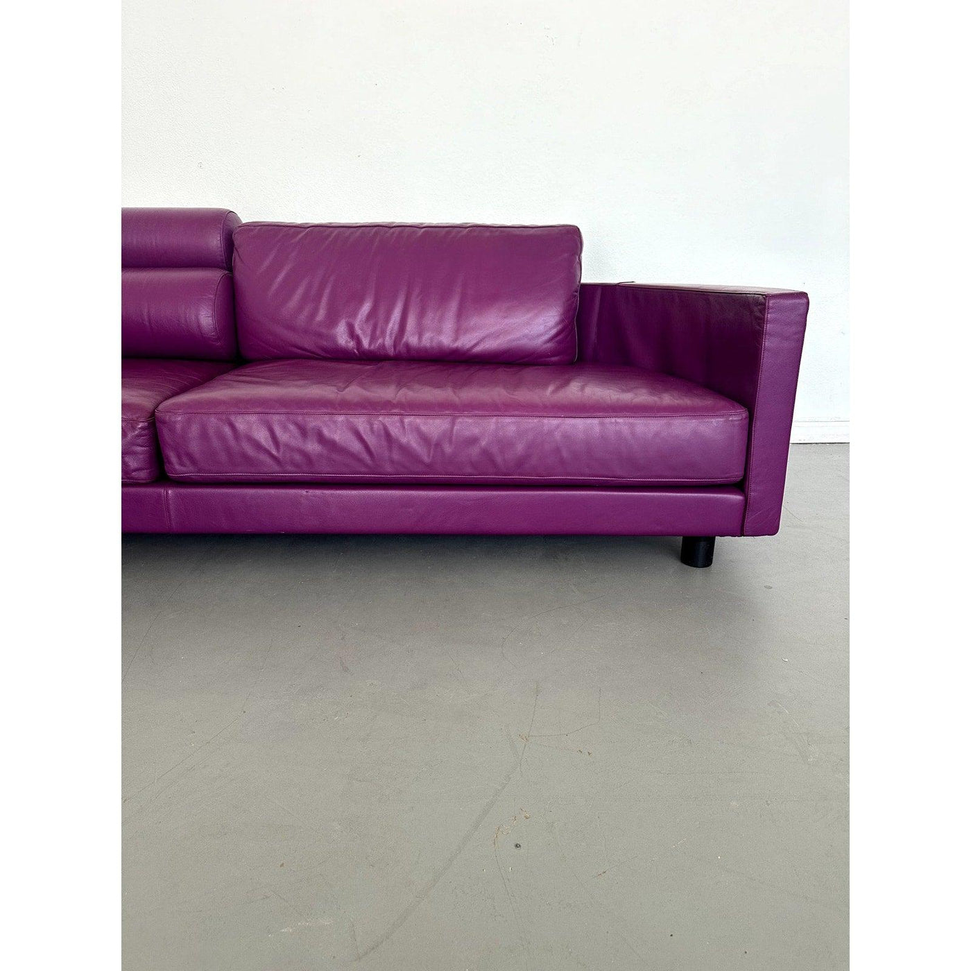 i4 Mariani Leather Sofa