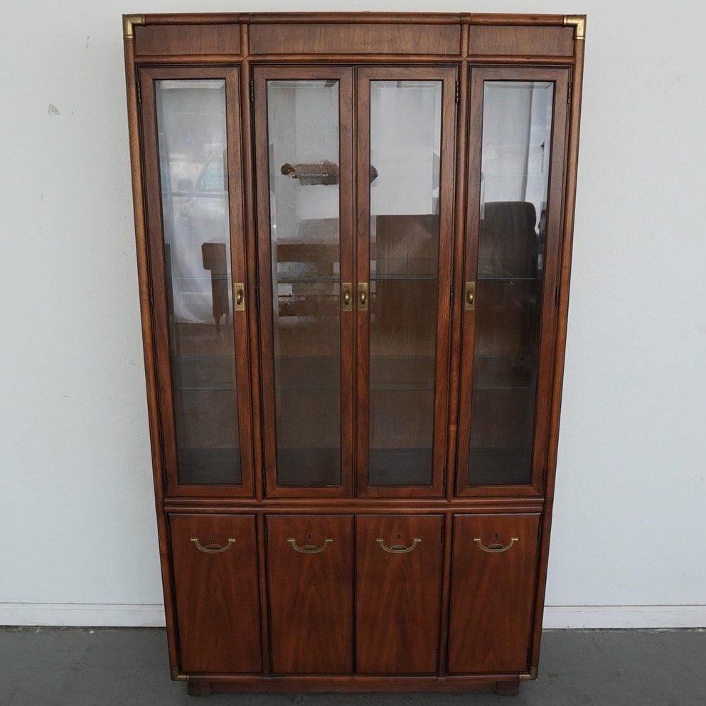 Vintage Drexel Accolade II Illuminated China Cabinet