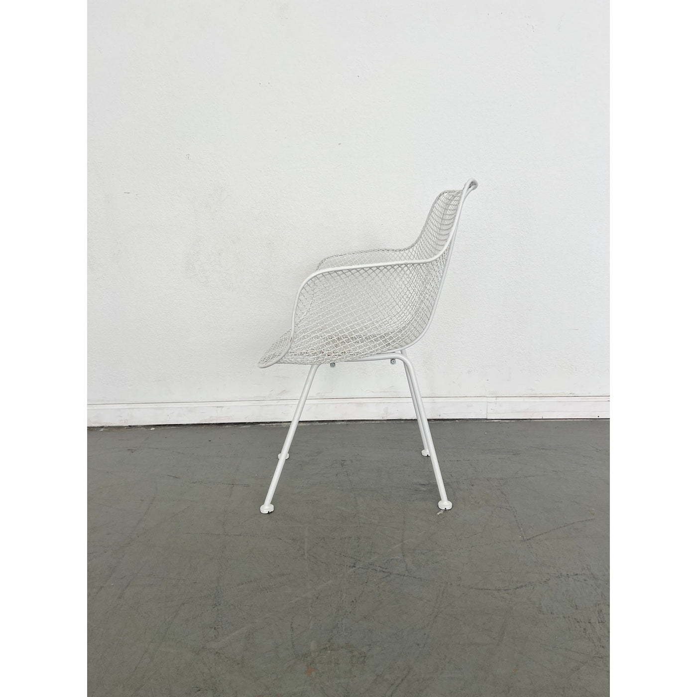 Vintage Russell Woodard Wrought Iron w/ Steel Mesh Sculptura Chair