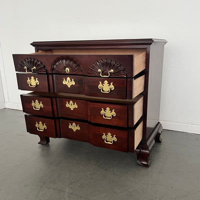 Vintage Thomasville 18th Century Collection Mahogany Lowboy Dresser
