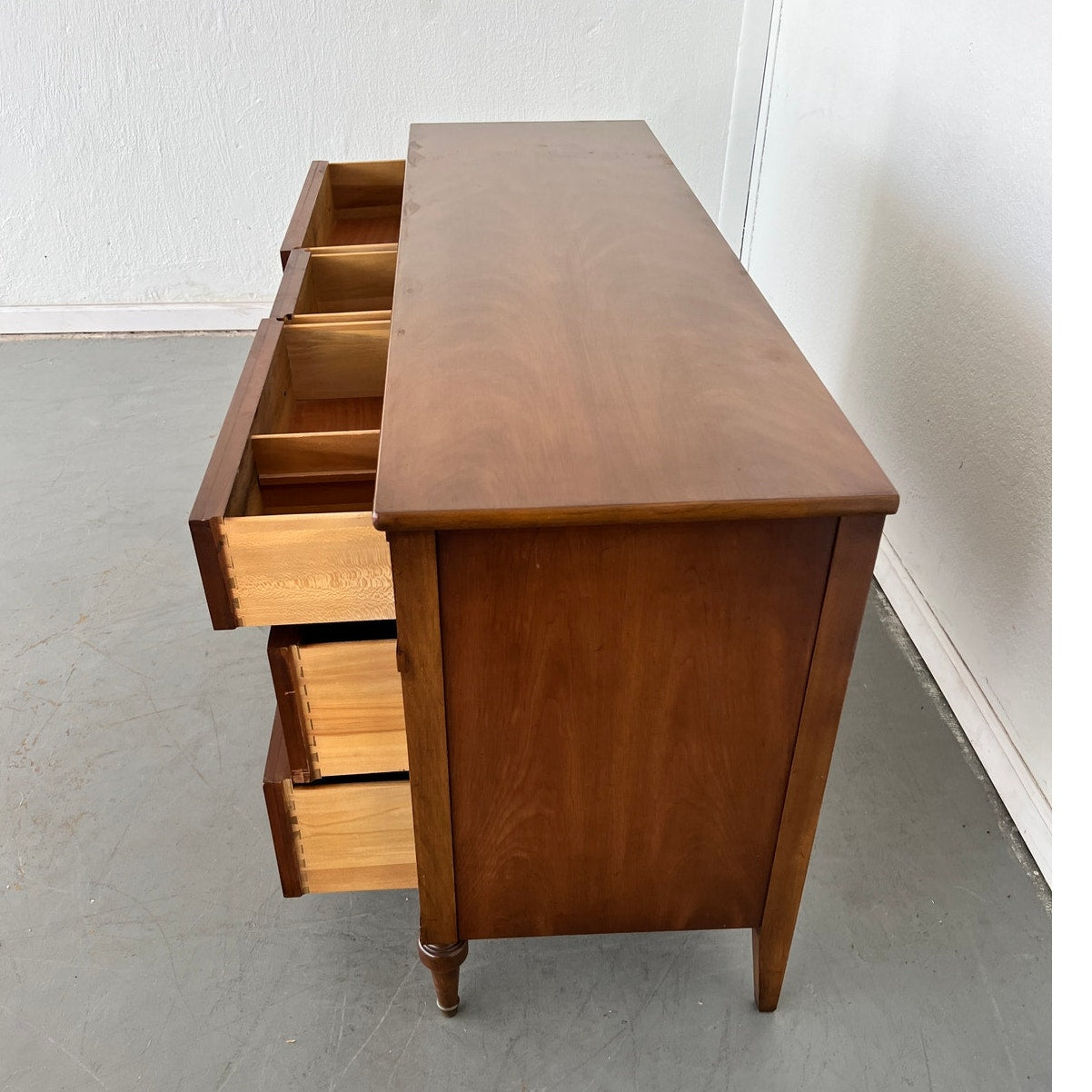 Vintage White Fine Furniture Chest of Drawers with Mirror