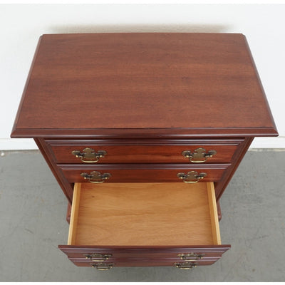 Vintage American Drew Traditional Mahogany 4-Drawer Nightstand