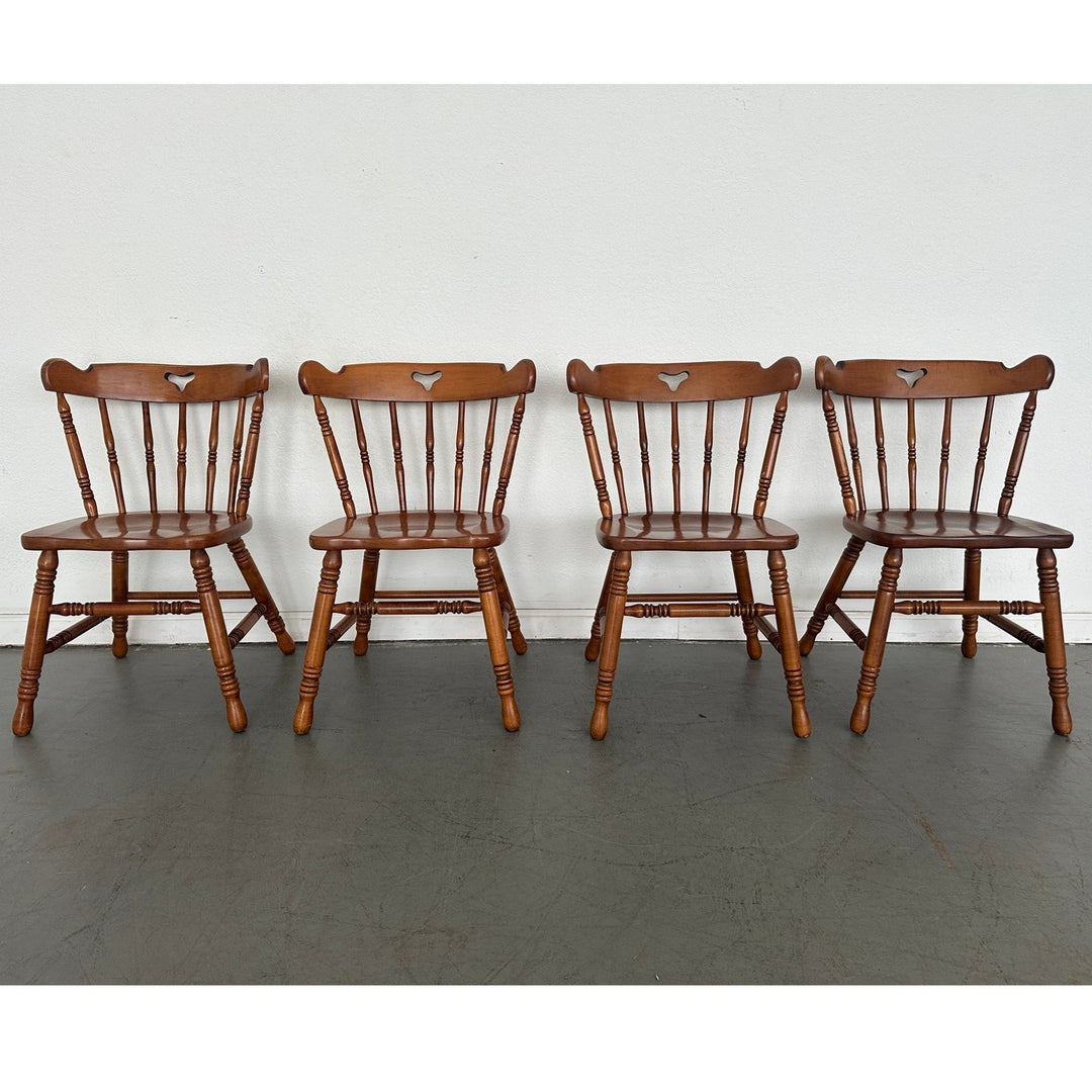 Vintage Tell City Andover Maple Spindle Back Chair (Set of 4) – Lu