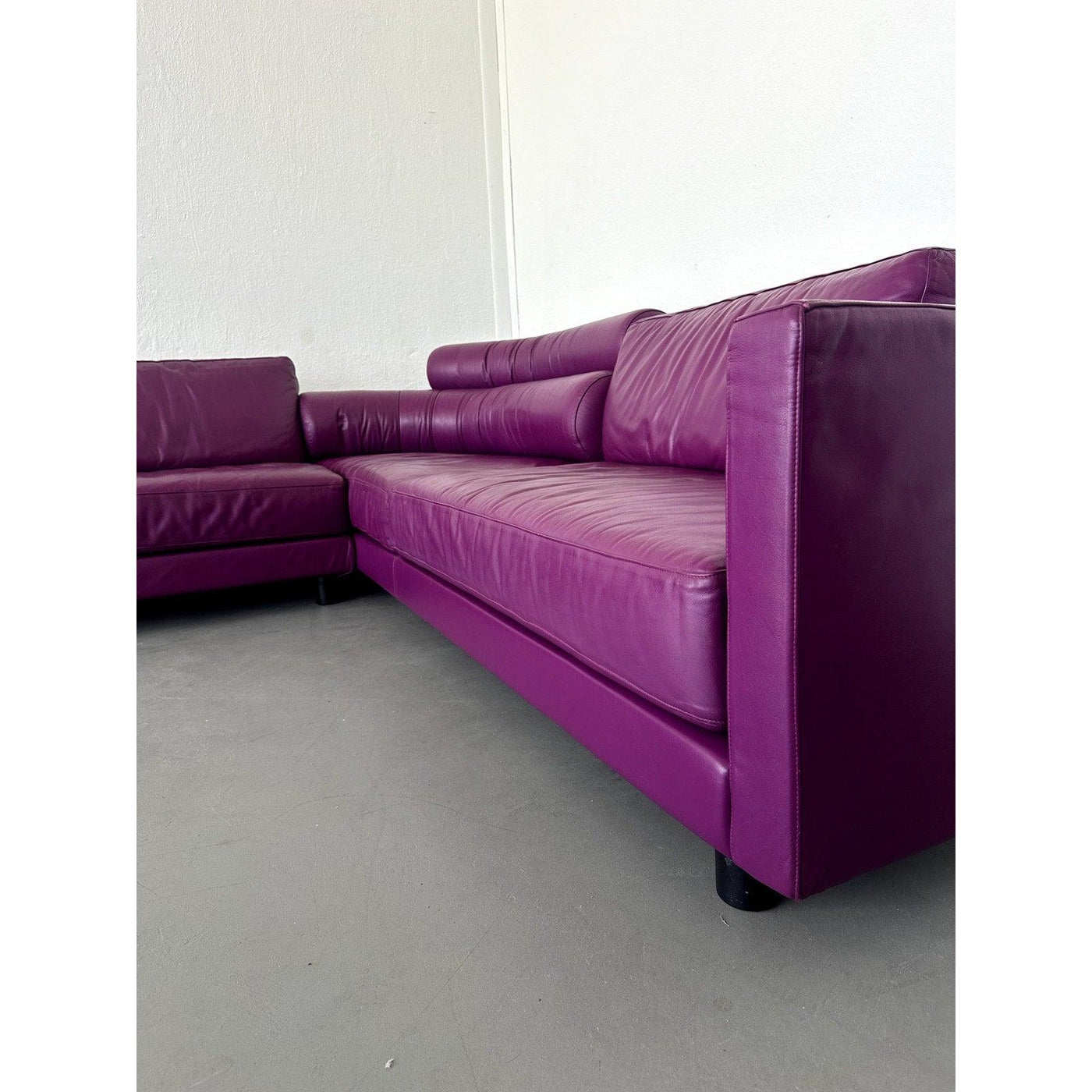 i4 Mariani Leather Sofa