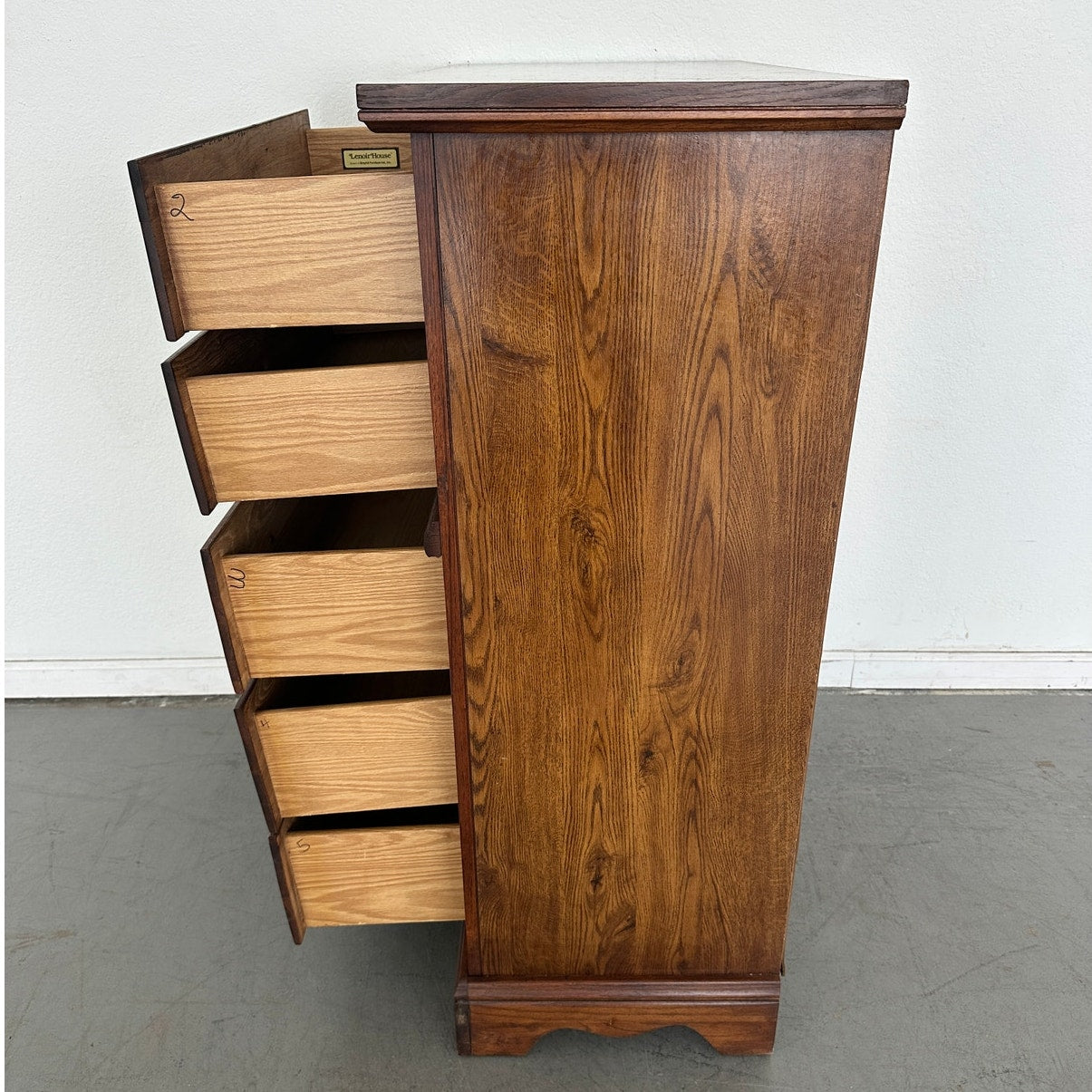 Vintage Broyhill Lenoir House 5-Drawer Oak Dresser
