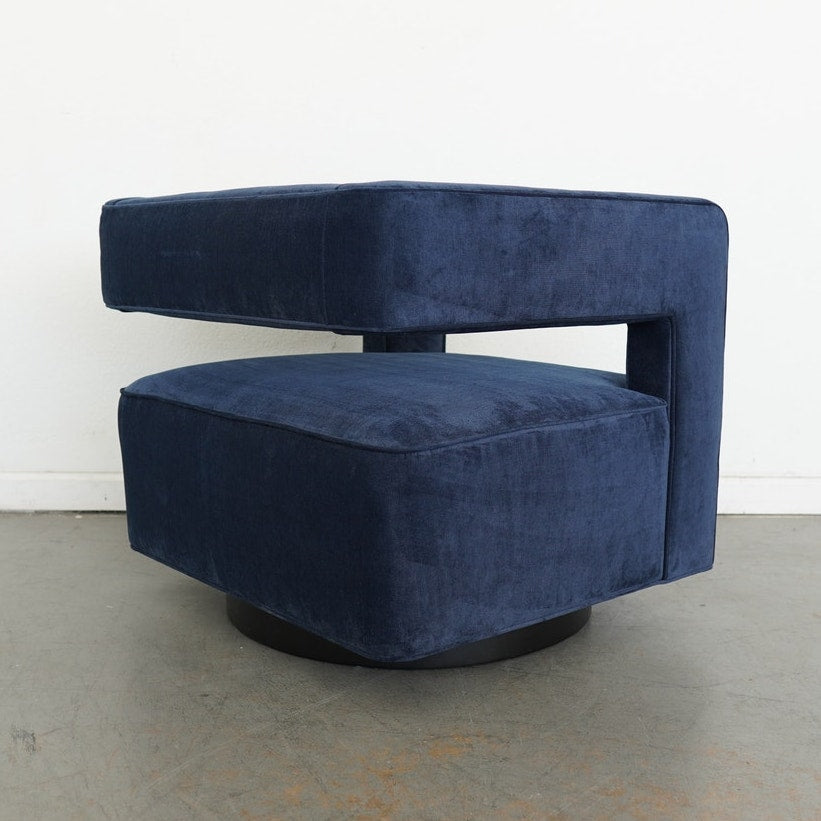 Restoration Hardware Drew Swivel Chair (Set of 2)