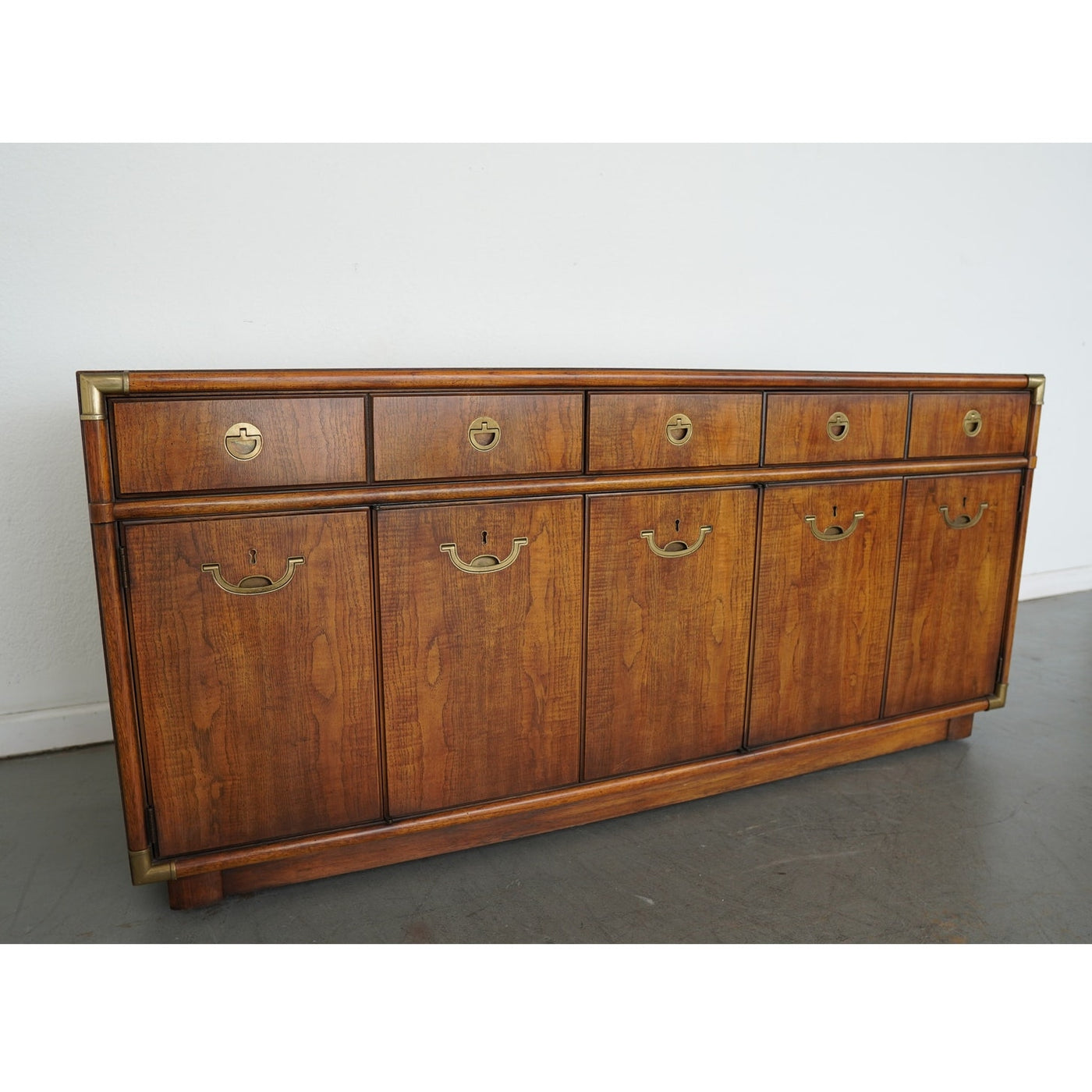 Vintage Drexel Accolade II Sideboard