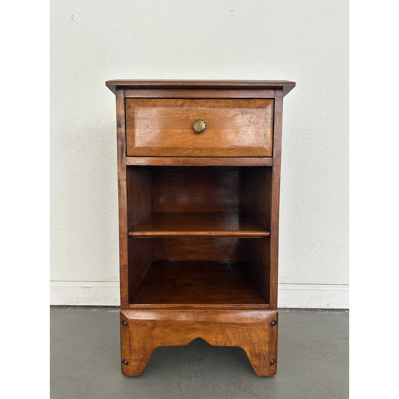 Davis Cabinet Company Nightstand