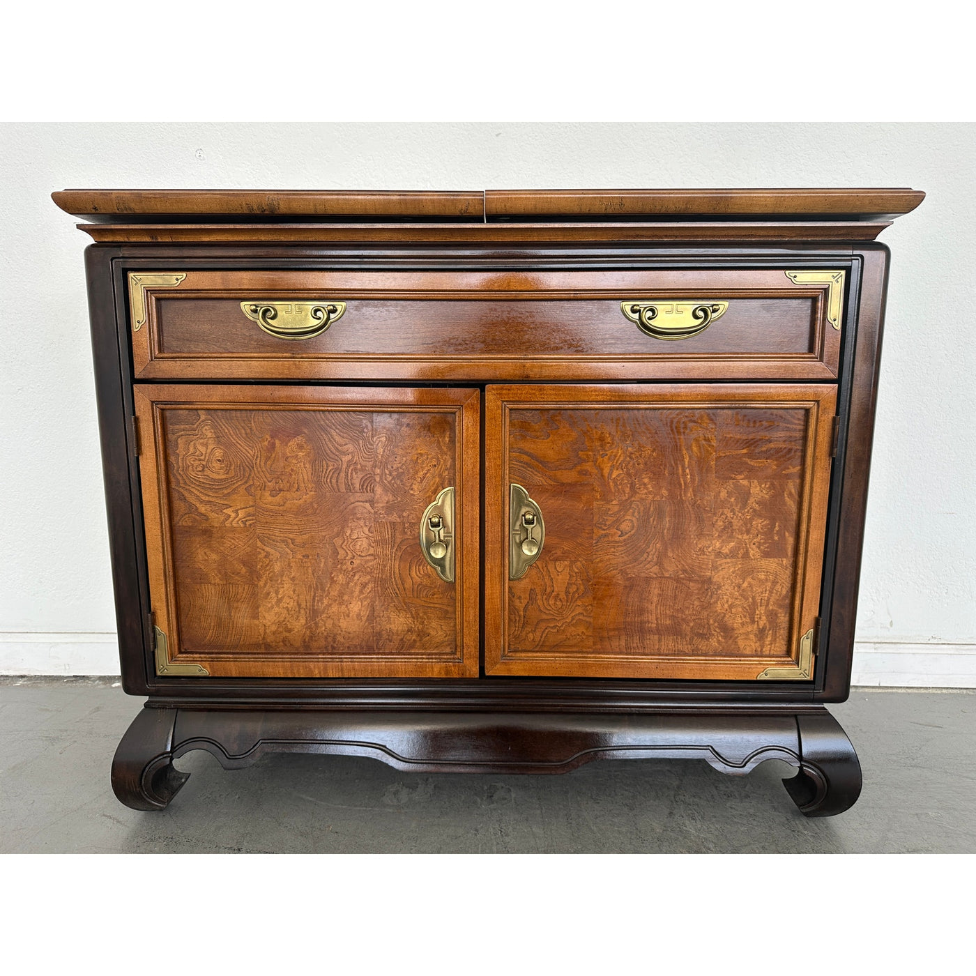 Vintage Broyhill Ming Dynasty Premier Collection Flip-Top Buffet Bar Cabinet