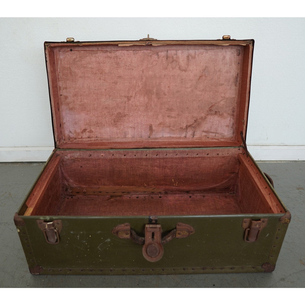 Vintage Military-Style Trunk