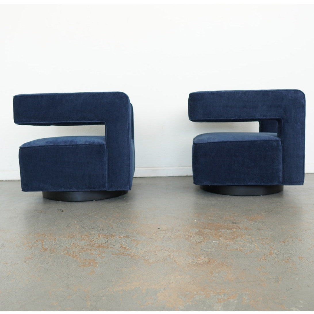 Restoration Hardware Drew Swivel Chair (Set of 2)