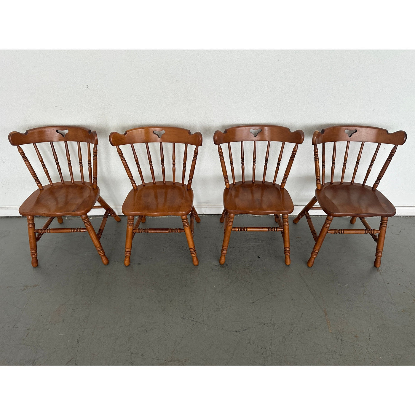Vintage Tell City Andover Maple Spindle Back Chair (Set of 4)
