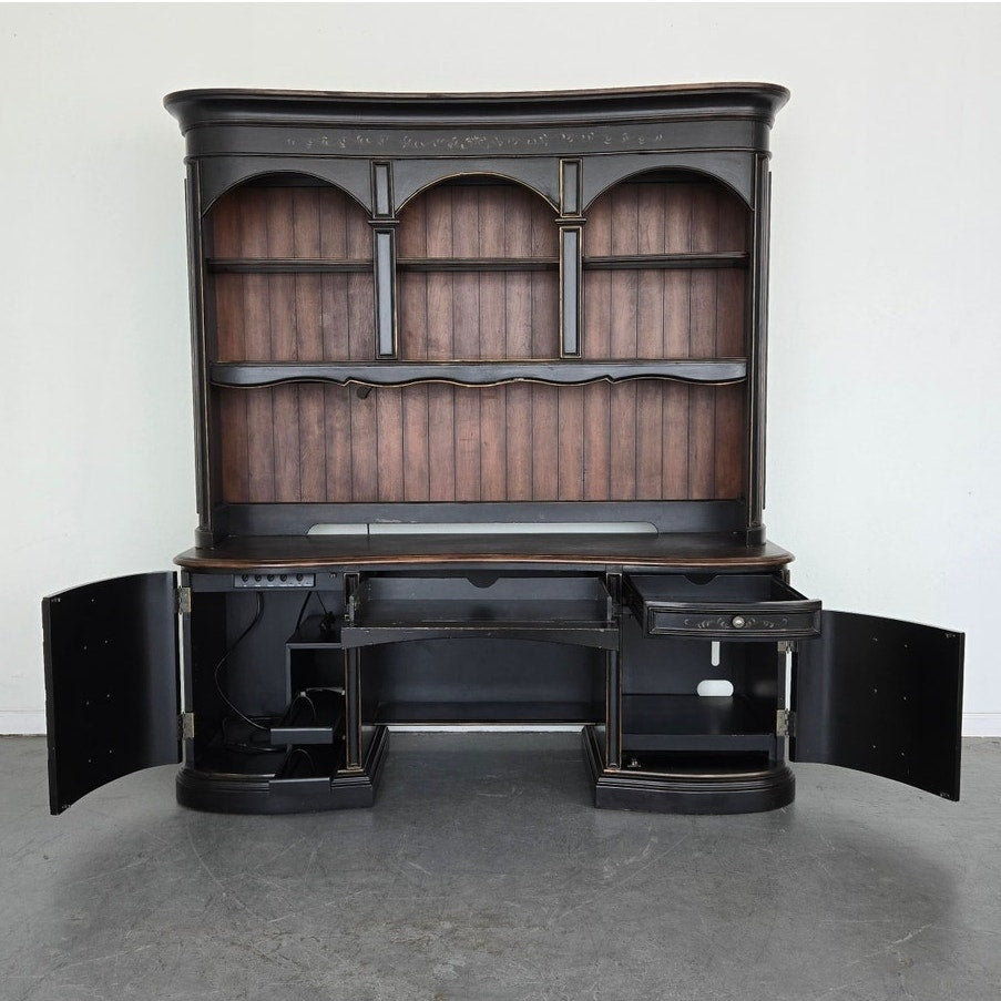 Hooker Furniture Seven Seas Executive Desk with Hutch