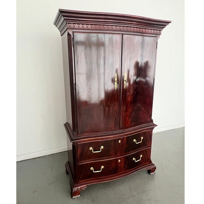 Vintage Thomasville 18th Century Collection Armoire