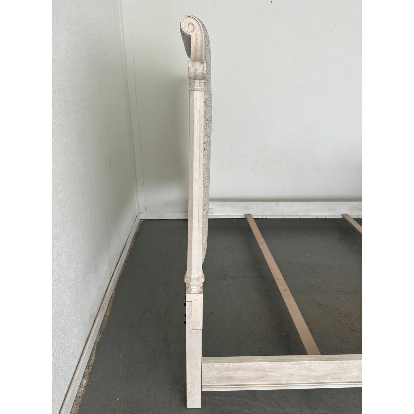 Universal Furniture Bungalow King Bed