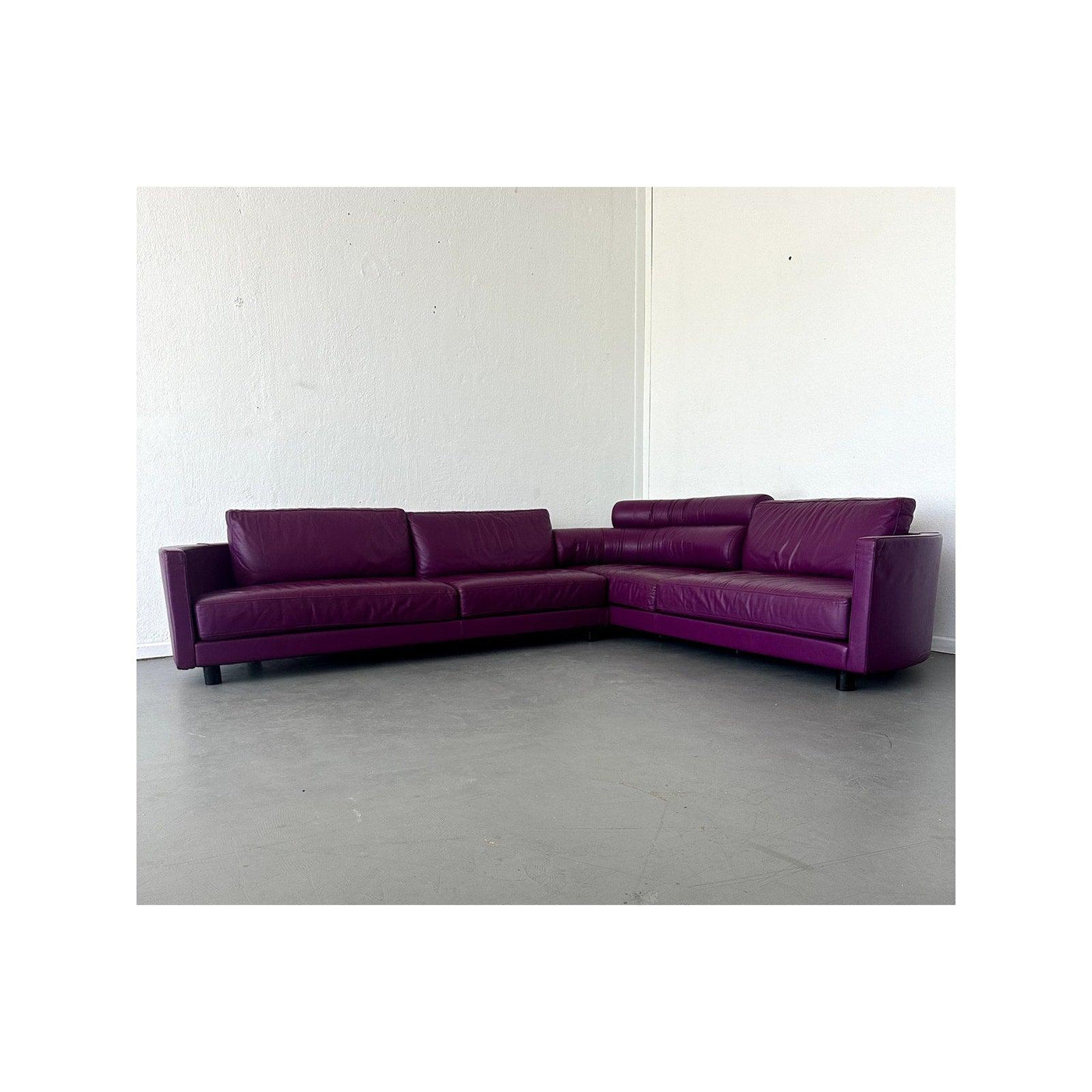 i4 Mariani Leather Sofa