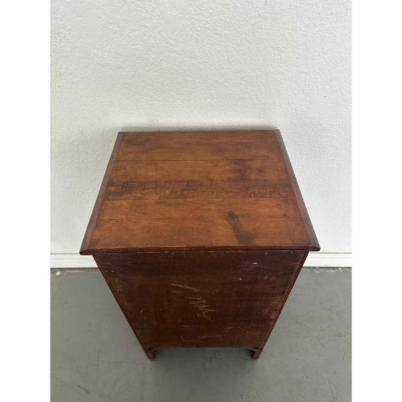 Davis Cabinet Company Nightstand