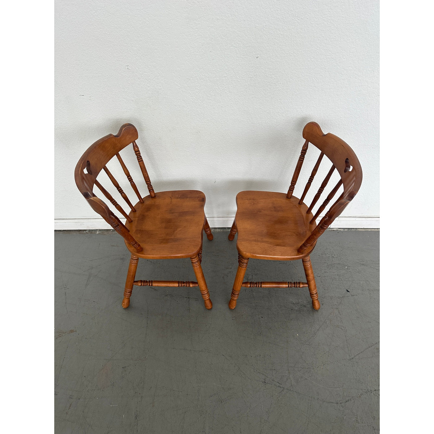 Vintage Tell City Andover Maple Spindle Back Chair (Set of 4)