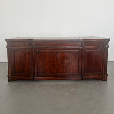 Hooker Furniture Leesburg Executive Desk