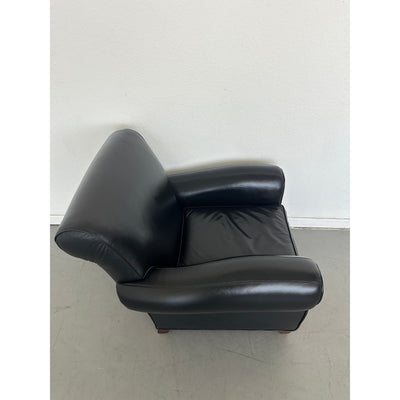 Pottery Barn Manhattan Roll Arm Leather Chair